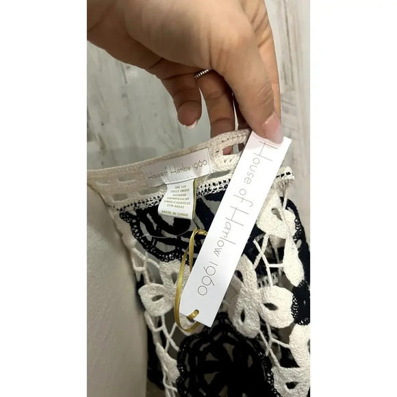 NWT House Of Harlow 1960 Women's Ivory Floral Crochet Open Front Vest - One Size - Picture 6 of 6